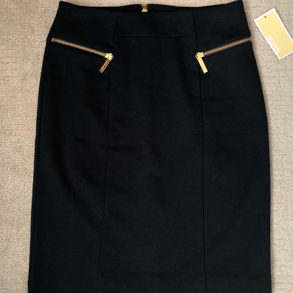 NWT Michael Kors navy blue skirt SIZE 2